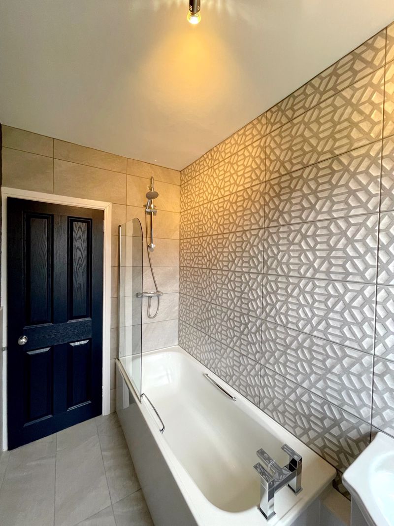 Queensbank Avenue Gartcosh